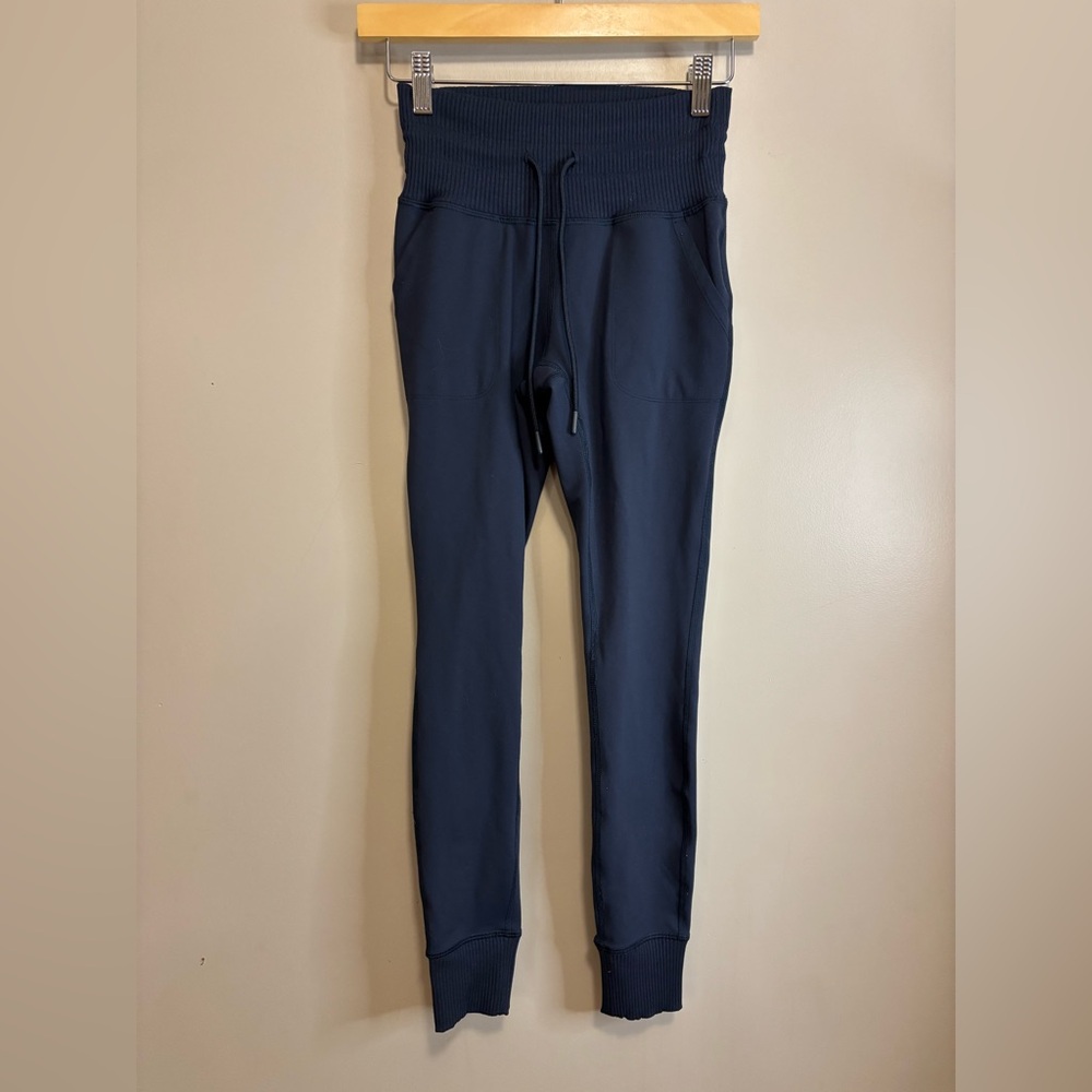 Avalanche Midnight Blue Activewear